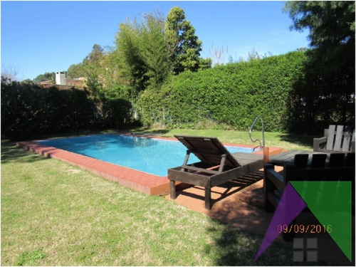 Chalet Ideal Para Vivir Todo El Año Punta Del Este- Ref: 28891