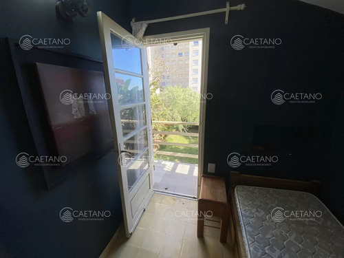 Venta Casa 5 Dormitorios. Playa Mansa, Punta Del Este