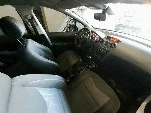 Imagen 6 de 18 de Peugeot 308 2016 1.6 Active