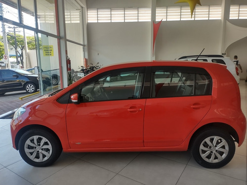 Imagem 3 de 13 de Volkswagen Up! 2016 1.0 Move 5p