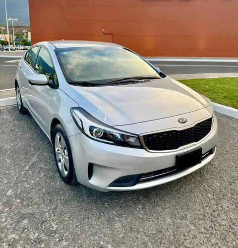 Kia Forte 2.0 L Mt