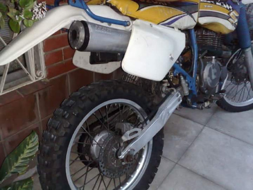 Suzuki Dr 250