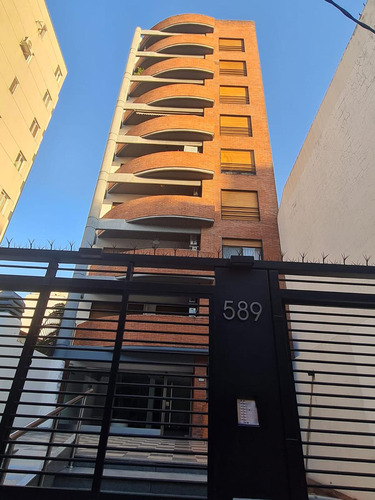 Departamento De Cuatro Ambientes En Venta En Wilde Centro