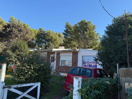 Casa Modesta En Plena Av San Martin