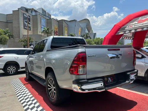 Toyota Hilux Srv 2.8 Diesel 4x4 At Blindaje 2+