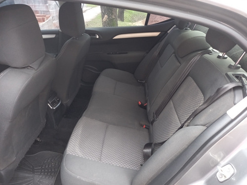 Imagen 4 de 12 de Citroën C4 Lounge 2015 1.6 Tendance At6 Thp 163cv Am16