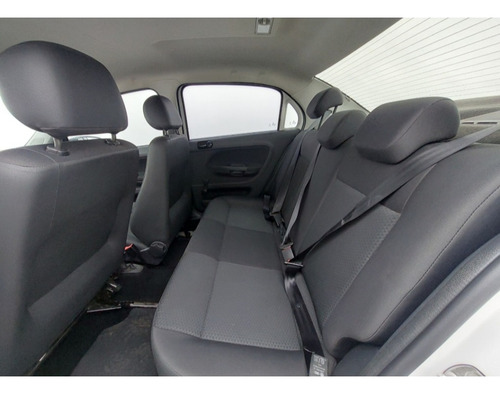 Volkswagen Voyage 1.0 12V MPI TOTALFLEX 4P MANUAL