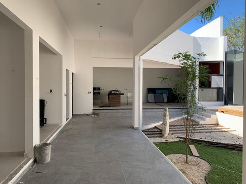 Imagen 4 de 15 de Casa En Venta En Yucatán Country Club,mérida