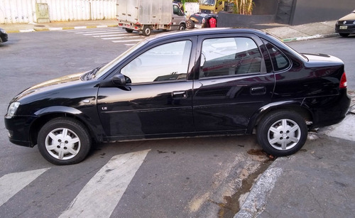 Imagem 10 de 12 de Chevrolet Classic 1.0 Mpfi Ls 8v 2011