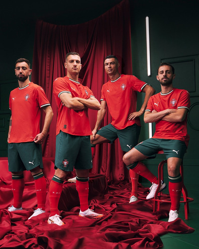 Camisa Portugal Home 24/25 C. Ronaldo 7 Torcedor