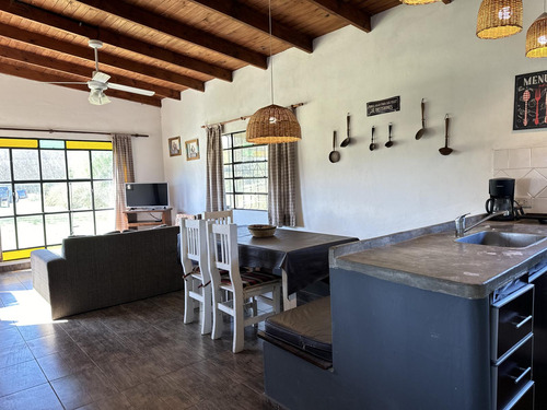 Venta Casa Quinta Estilo Campo En Salvador María, Lobos