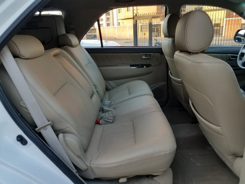 Imagen 8 de 10 de Toyota Fortuner Sr 2013