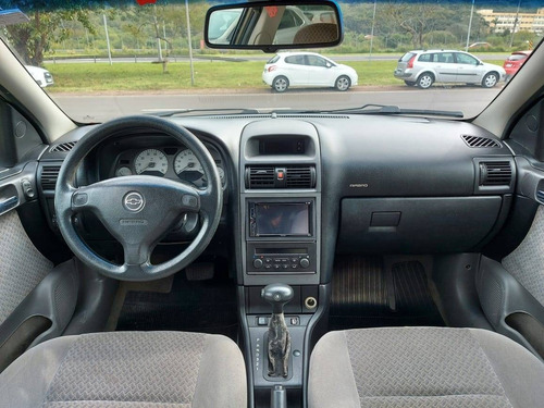 Imagem 11 de 12 de Chevrolet Astra 2.0 Mpfi Cd Sedan 8v Gasolina 4p