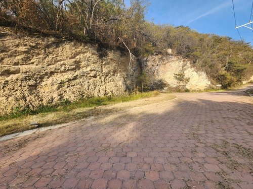 Venta Lote Gladiola 26 En Calle Privada Con Bonitas Vistas, Proyecto Incluído Y Con Todos Los Servicios En Fraccionamiento Rancho San Diego Ixtapan De La Sal Edomex