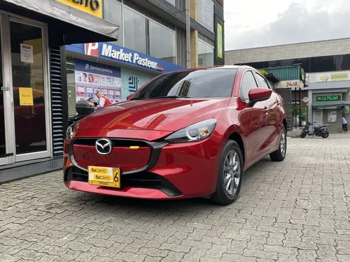 Mazda 2 1.5 Touring At 4x2 2025
