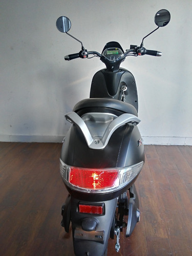 Imagen 4 de 25 de Moto Electrica Sunra Grace Argentina 800 Litio No Soco