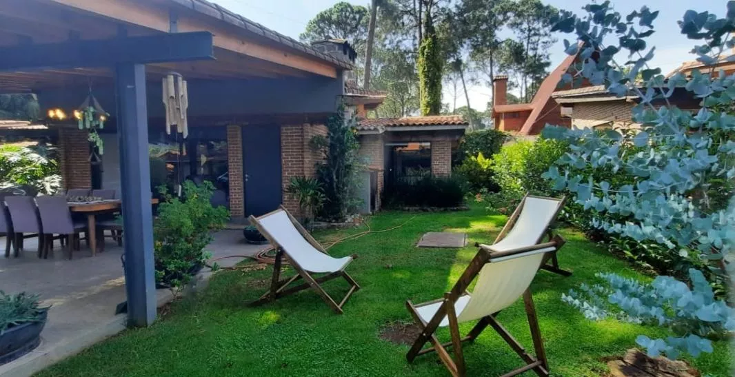 Cabaña En Venta En El Centro De Avándaro, Valle De Bravo.