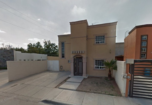 Casa En Venta En Chihuahua Eo