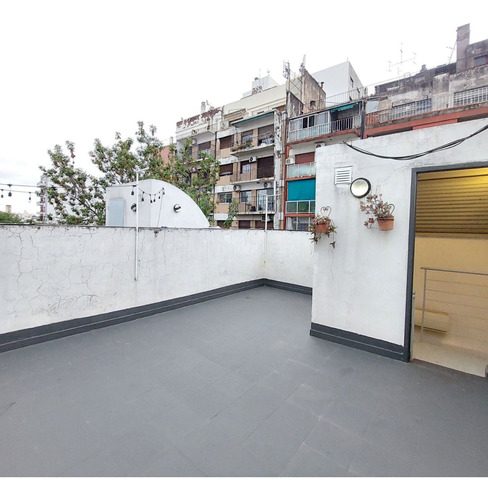 Venta Triplex Con Terraza Y Balcón Caballito