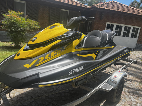 Yamaha 1800