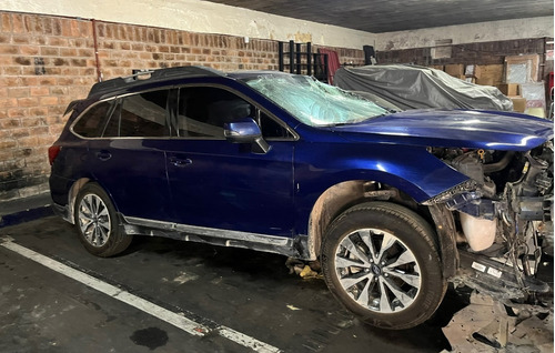 Imagen 5 de 11 de Subaru Outback 2.5 Limited 2018 - 40.000 Km Volcada