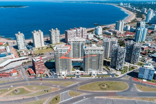 Apartamento En Punta Del Este, Brava | Living Punta Ref:5217- Ref: 5217