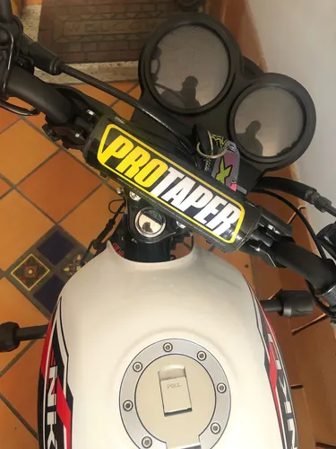 Hermosa Nkd 125 En Excelente Estado 2.300 Km
