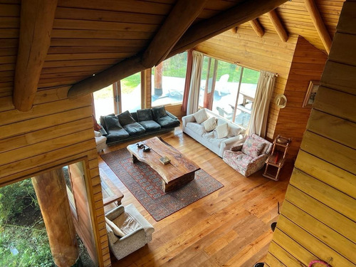 Imagen 7 de 29 de Maravillosa Casa, Sector Las Bandurrias, Pucón