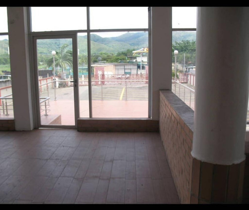 Imagen 2 de 9 de Local Comercial En Venta En Naguanagua Mañongo De 4700m2