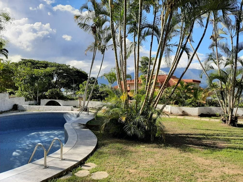 Imagen 10 de 10 de En Venta Comoda Casa En Lugar Privilegiado