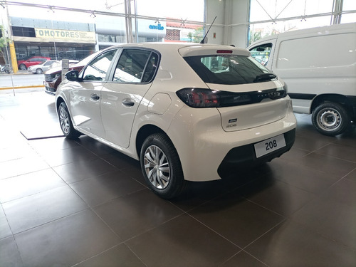 Imagen 9 de 15 de Peugeot 208 New Like 1.2 - Avec Peugeot