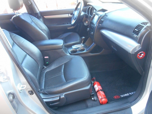 Imagem 4 de 15 de Sorento 2.4 16v 4x2 Aut.