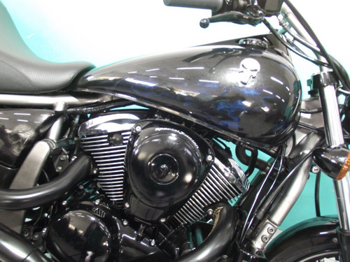 Kawasaki Vulcan 900 Custom