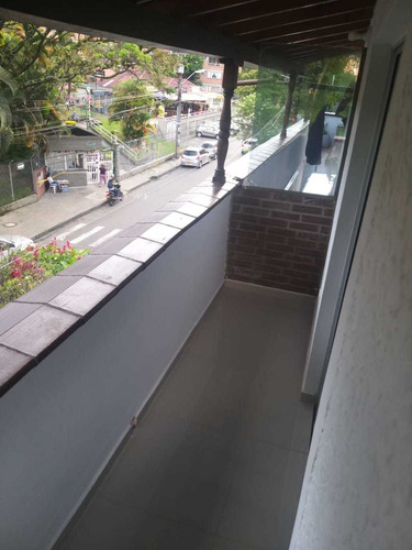Arriendo Apartaestudio Envigado Antioquia