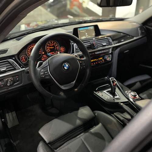 Imagen 10 de 24 de Bmw 330i Sport