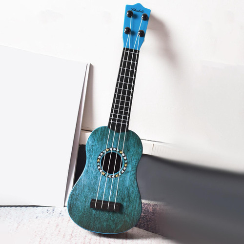 Instrumentos Musicales Realistas De Ukelele Soprano De 4