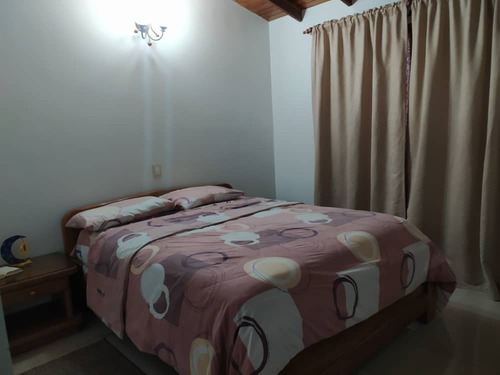 Imagen 16 de 18 de Vendo Tonw House El Manantial Naguanagua 04244606570 04244067025