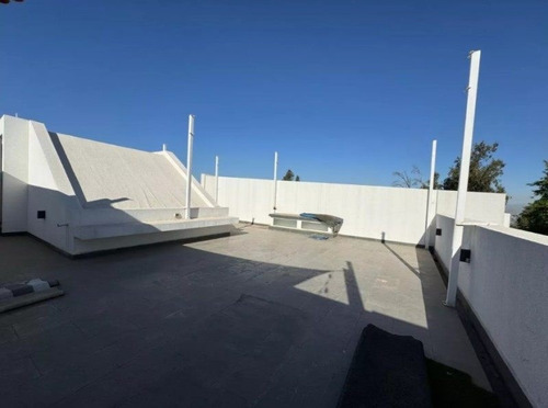 Espectacular Townhouse Las Pircas 4d 2 Estacionamientos