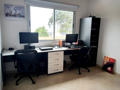 Imagen 26 de 30 de Venta / Chalet 4 Ambientes, Escritorio, Garaje Doble, Parque Piscina / Sierra De Los Padres. 583102
