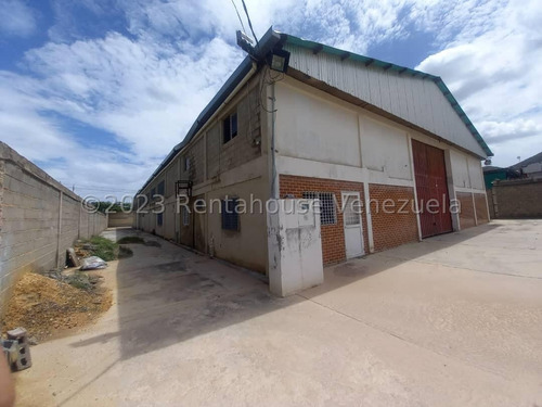 Galpónes Comercial En Venta En Zona Industrial 2 Barquisimeto Lara -- %%m-c-t%% Cod. 23 Guion 2 1 9 7 9