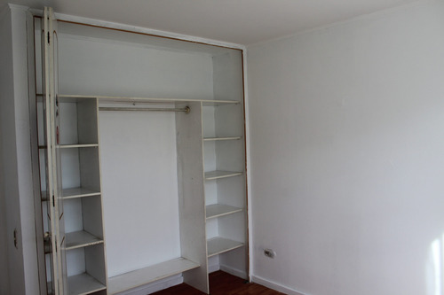 Casa En Venta Con 4 Dormitorios Y 2 Baños En Puente Alto
