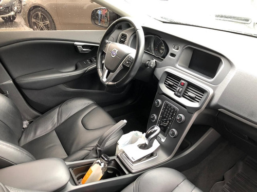 Volvo V40 T4 2.0 Turbo