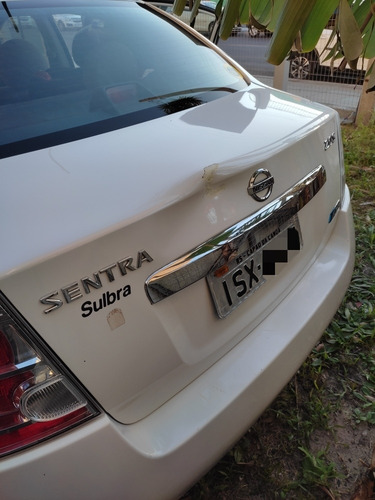 Imagem 4 de 10 de Nissan Sentra 2013 2.0 S Flex Aut. 4p