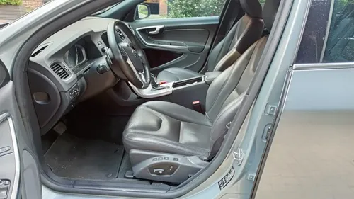 Volvo S60 2.0 T4 Drive-e R-design