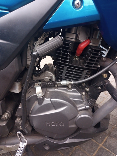 Imagen 6 de 17 de Hero Hunk 200r Azul 23 Mil Km Mod.2019 En Almagro 1300u$s