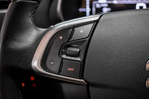 Imagem 10 de 15 de Citroen C4 Lounge Shine 1.6 Turbo Turbo Flex Aut.