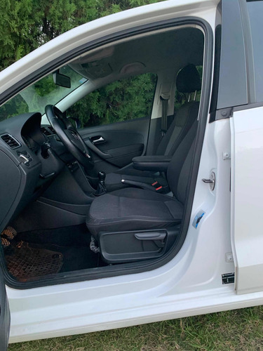 Volkswagen Polo 1.6 Comfortline 2016