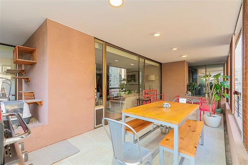 Departamento En Venta De 3 Dorm. En Las Condes