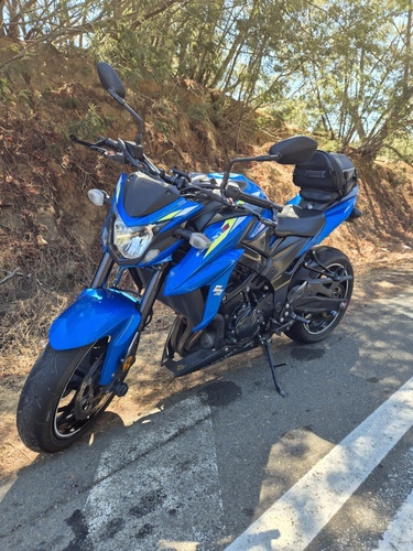 Suzuki Gsx S750a