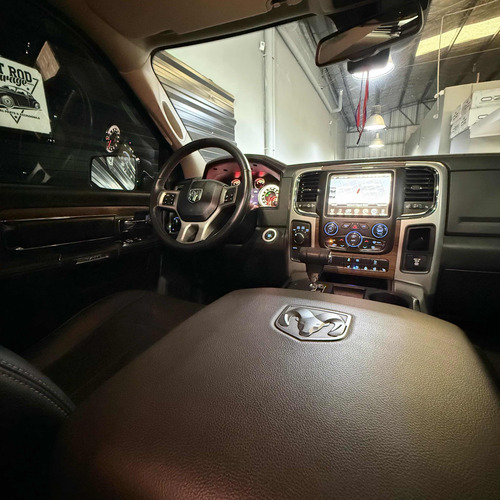 RAM 1500 5.7 Laramie Atx V8